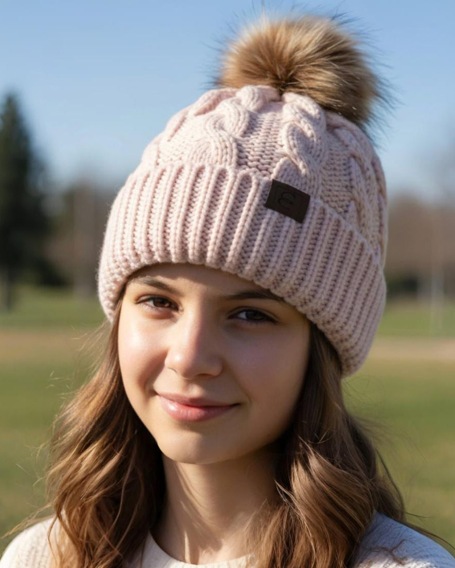 Women's winter knitted pompom beanie hat